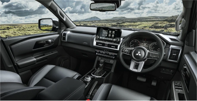 interior-baru-serba-hitam-dengan-sentuhan-sporty-optimized